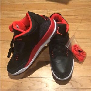 Air Jordan III Crimson (Size 12 Men’s)